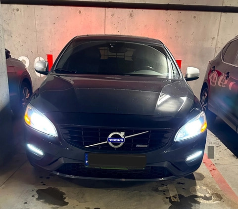 Volvo V60 cena 46500 przebieg: 260000, rok produkcji 2014 z Olsztyn małe 232
